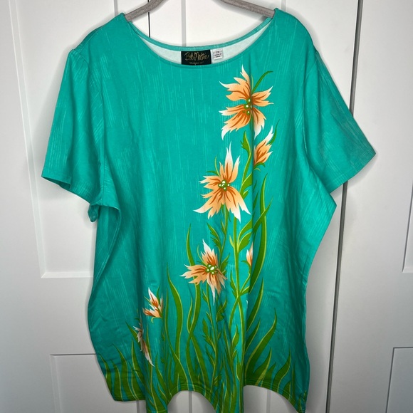 Bob Mackie Tops - NWT Bob Mackie Wearable Art Floral Lily Tee Shirt